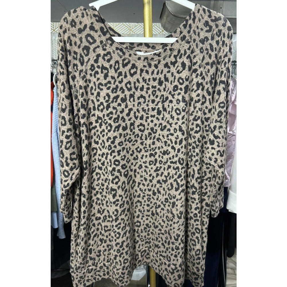 Market & Spruce Leopard Print Top Sz 1XL EUC